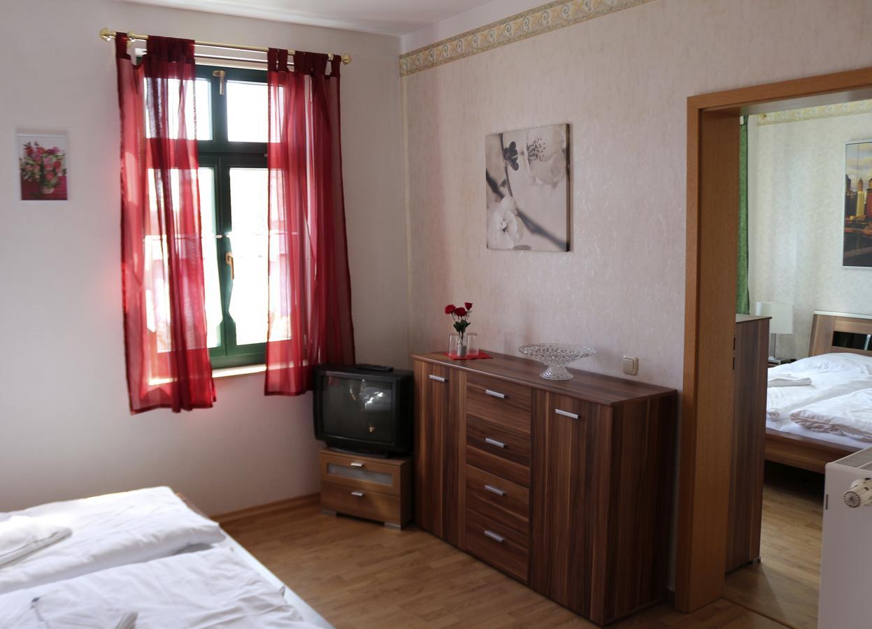 Gasthaus & Pension "Zur Rose" Weimar  Zewnętrze zdjęcie
