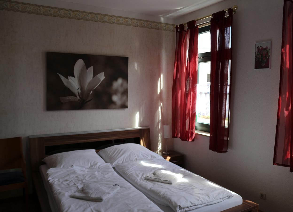 Gasthaus & Pension "Zur Rose" Weimar  Zewnętrze zdjęcie