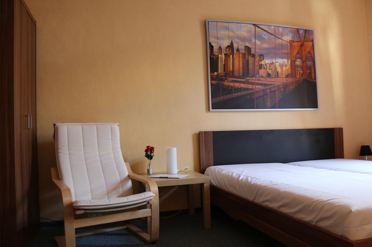 Gasthaus & Pension "Zur Rose" Weimar  Zewnętrze zdjęcie
