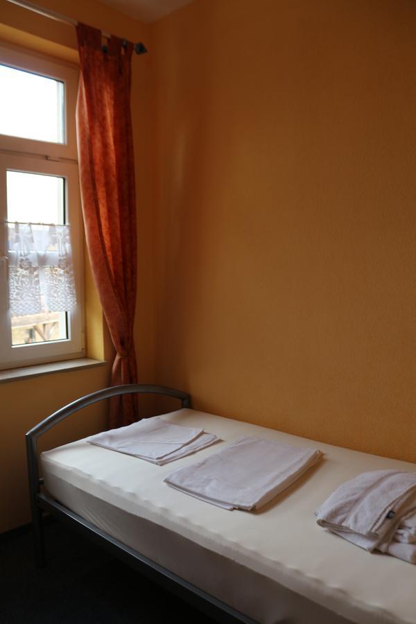 Gasthaus & Pension "Zur Rose" Weimar  Zewnętrze zdjęcie